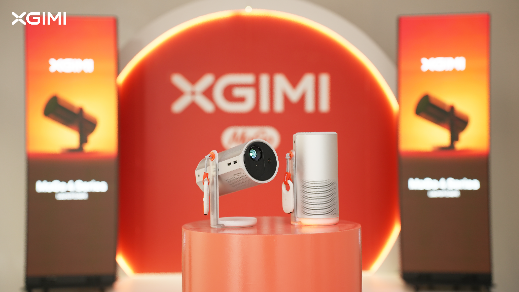 极米Play 6海外版MoGo 4系列巴黎首发