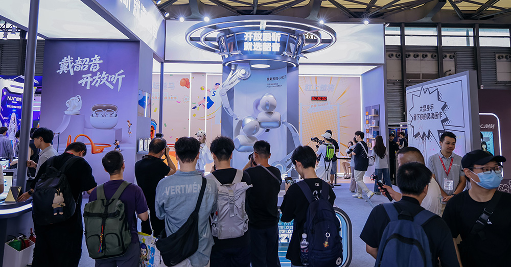 韶音闪耀2025ChinaJoy：OpenDots ONE斩获黑金奖，引领开放聆听新风尚