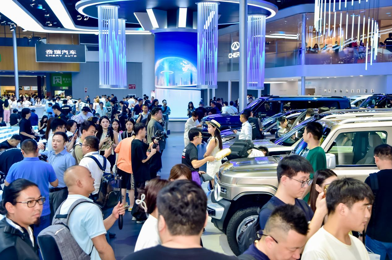 增程技术迎来行业拐点？奇瑞鲲鹏破局重新定义技术价值